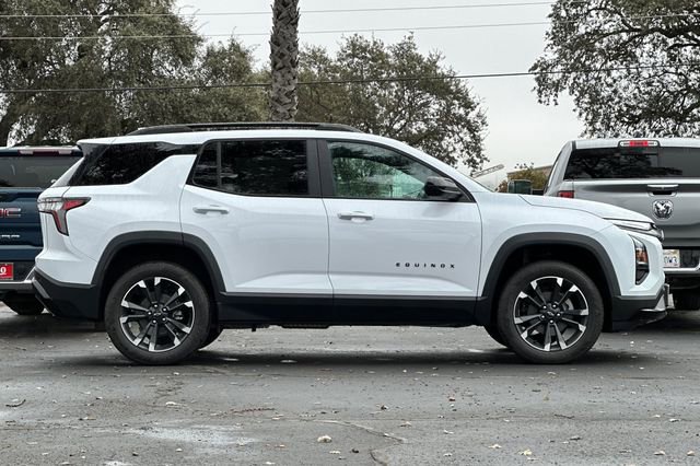 New 2026 Chevrolet Equinox RS image 4