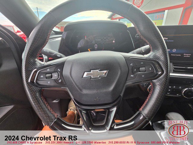 Used 2024 Chevrolet Trax RS w/ Driver Confidence Package FWD image 15