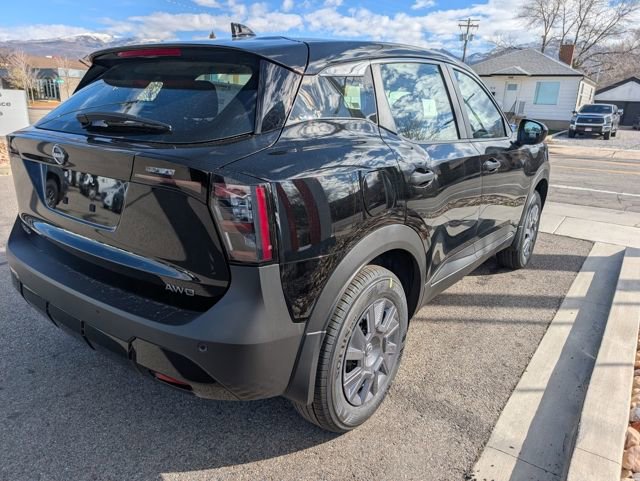New 2026 Nissan Kicks S image 4
