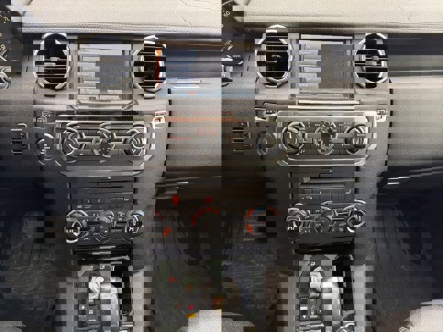 Used 2011 Land Rover LR4 HSE image 25