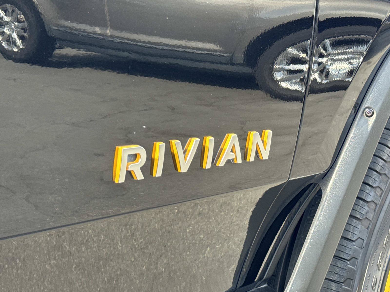 Used 2022 Rivian R1T Adventure AWD/4WD image 30