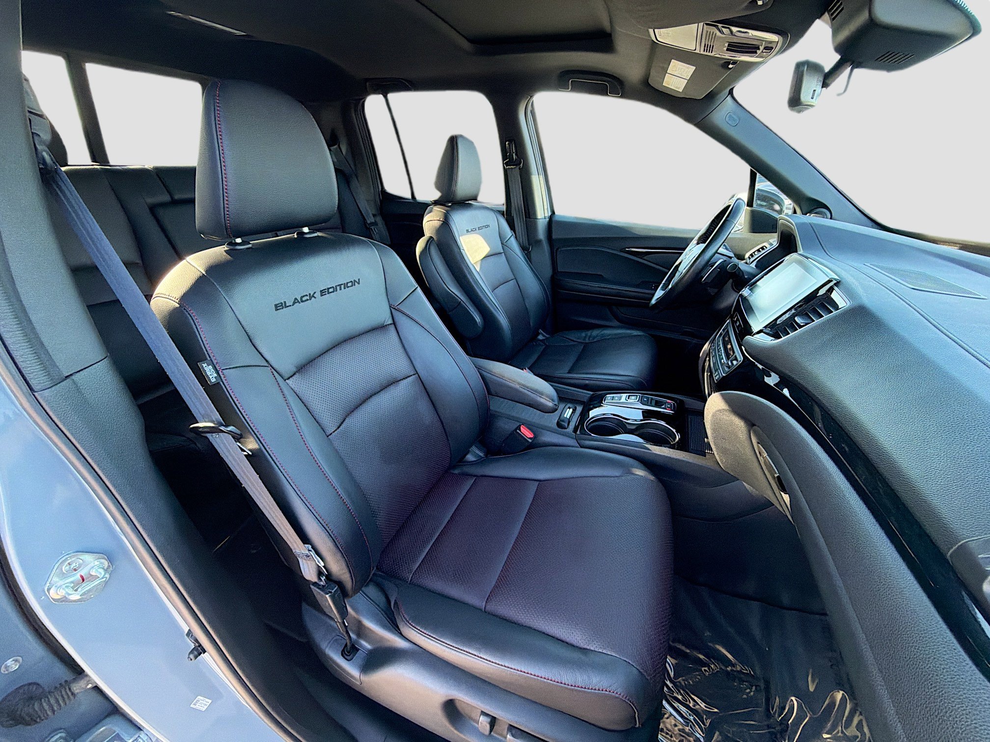 Used 2022 Honda Ridgeline Black Edition image 14