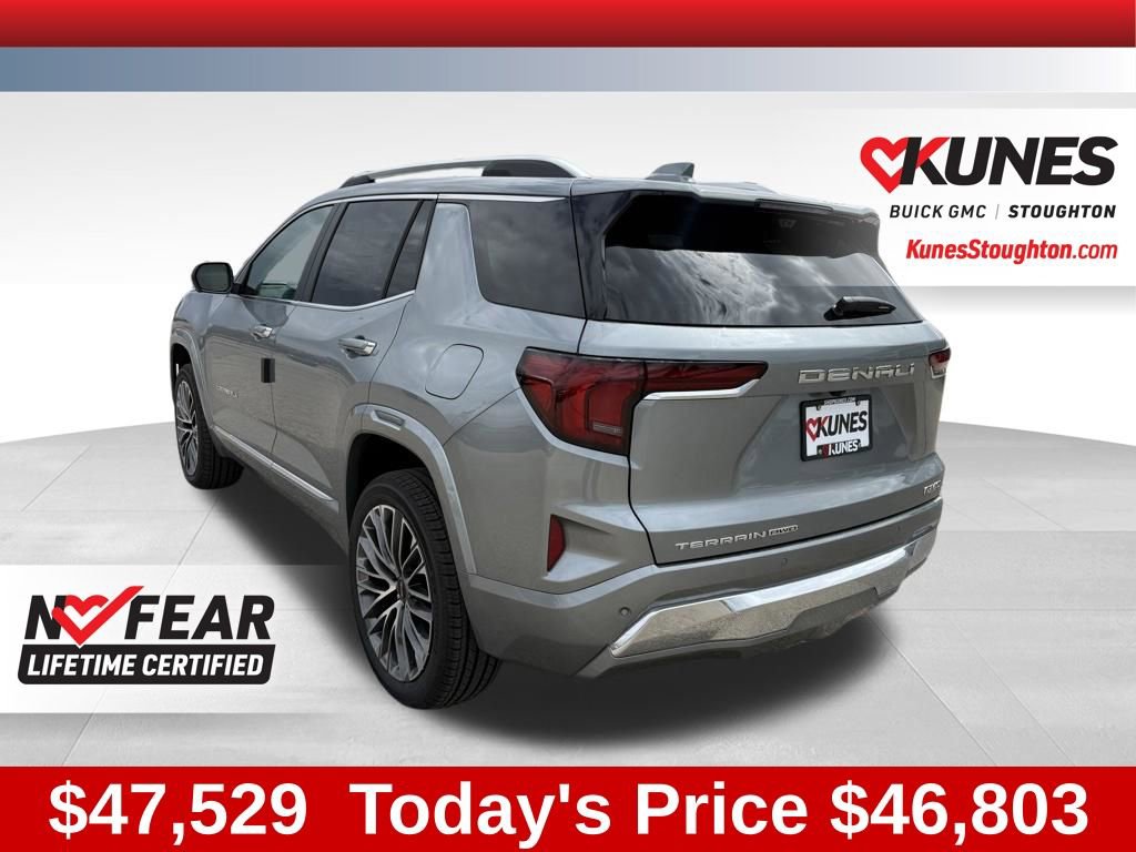 New 2026 GMC Terrain Denali w/ LPO, Black Badging Package AWD/4WD image 9