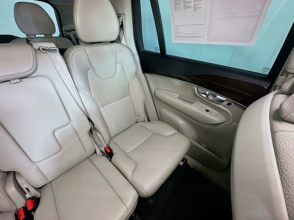 Used 2019 Volvo XC90 T6 Momentum w/ Advanced Package image 14
