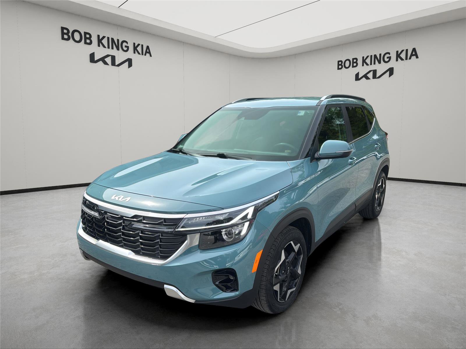 Used 2024 Kia Seltos EX image 1