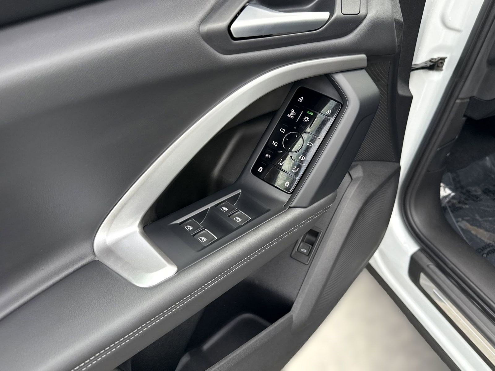 Used 2025 Audi Q5 Premium Plus image 14