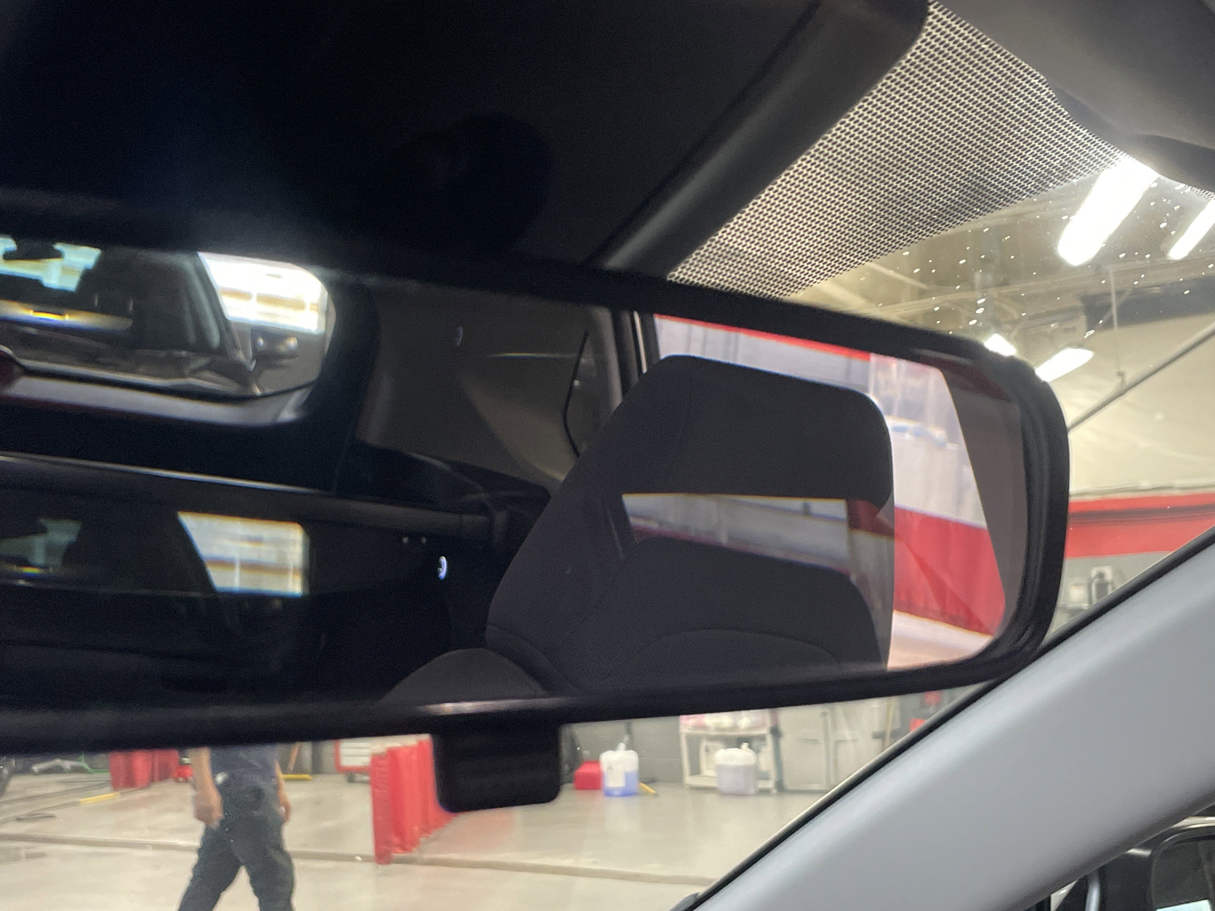 Used 2025 Toyota RAV4 XLE image 27