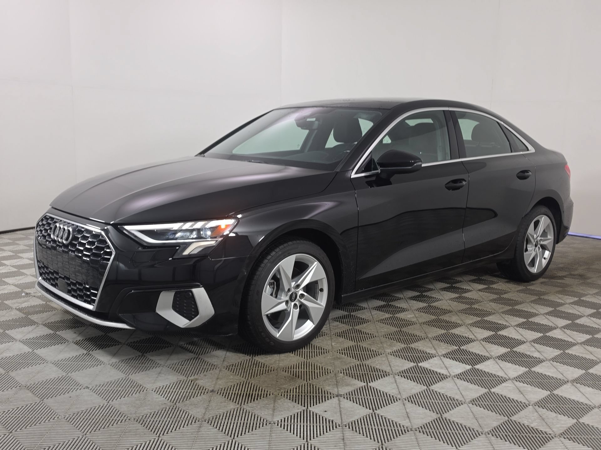 Used 2023 Audi A3 2.0T Premium w/ Convenience Package FWD image 3