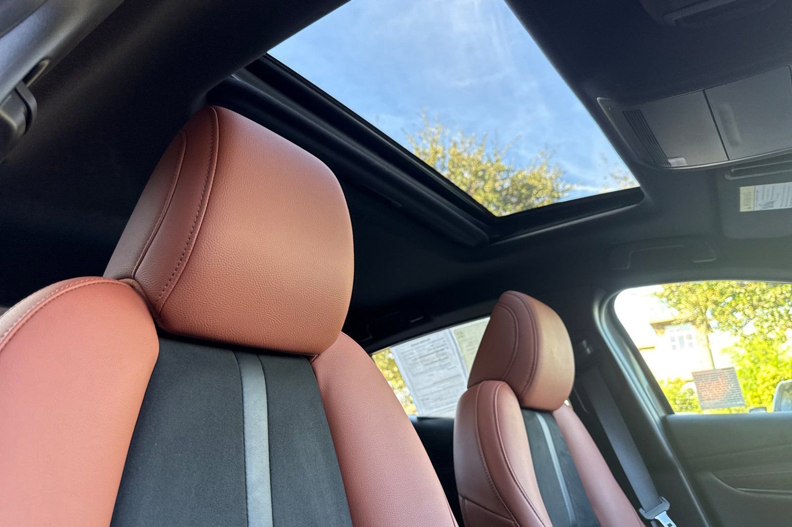 Certified 2025 MAZDA MAZDA3 Carbon image 19