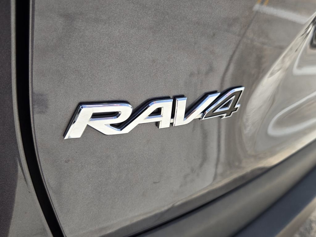 Used 2023 Toyota RAV4 LE image 14