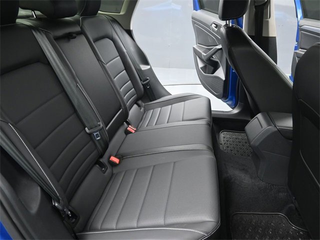 Used 2022 Volkswagen Jetta SE image 25