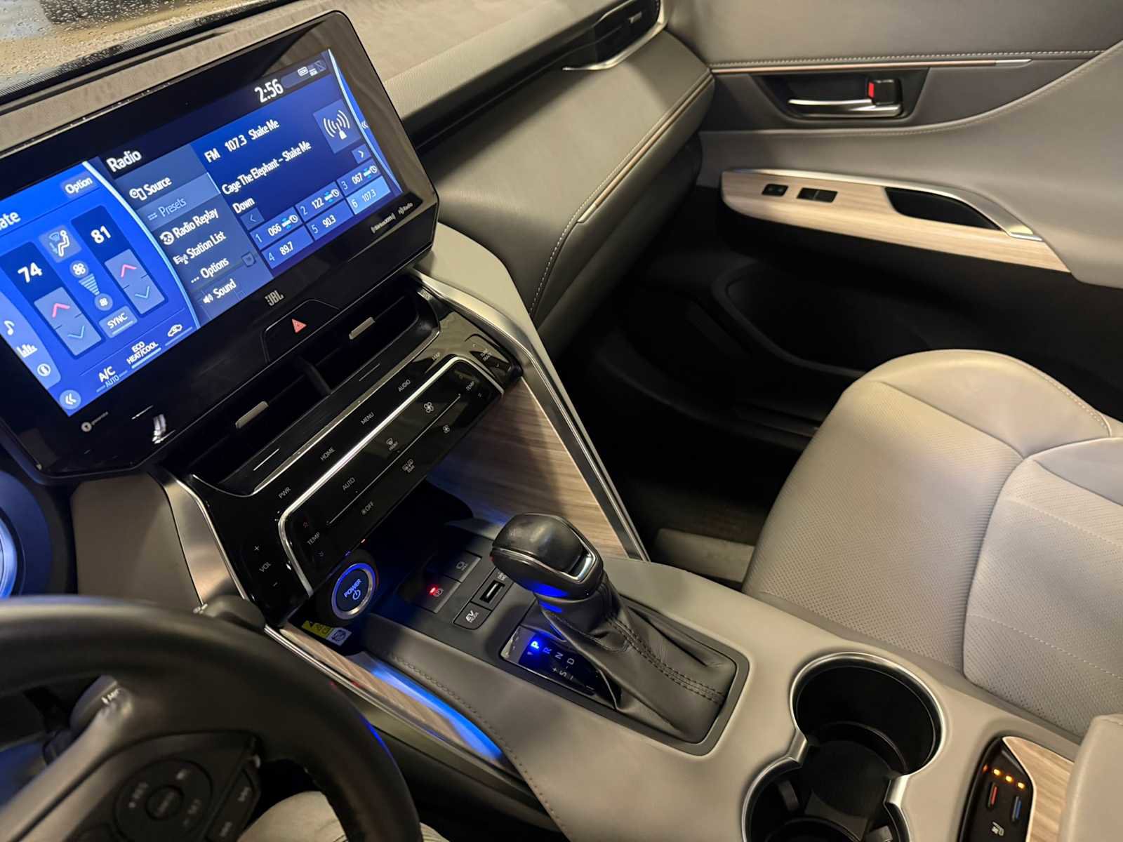 Certified 2021 Toyota Venza Limited image 37