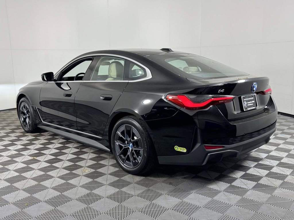 Used 2023 BMW i4 eDrive35 RWD image 8