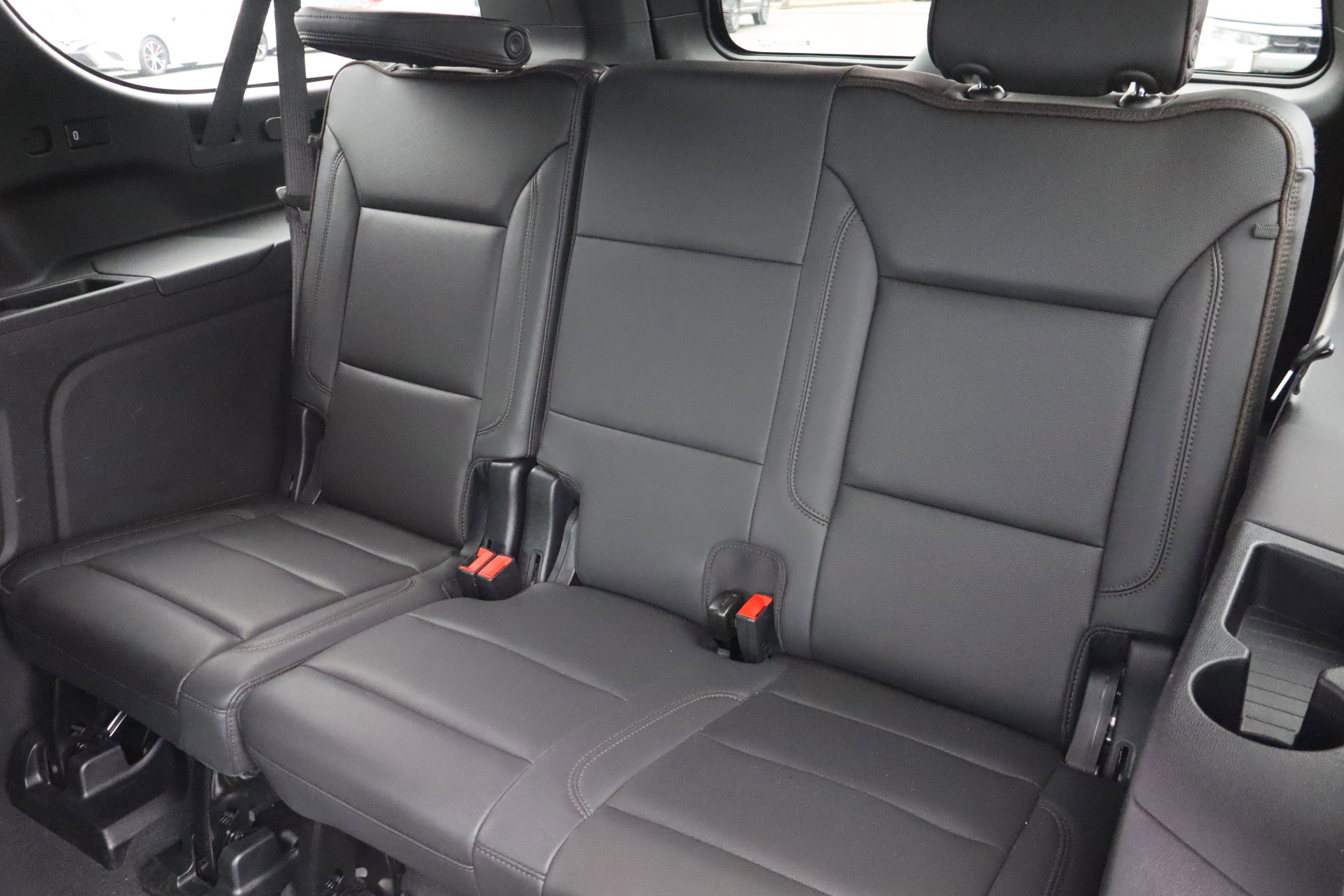 Certified 2024 Chevrolet Suburban High Country image 35