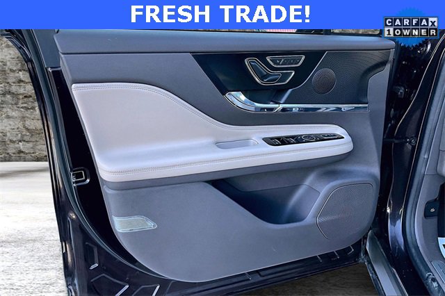 Used 2023 Lincoln Corsair Reserve w/ Equipment Group 201A image 18