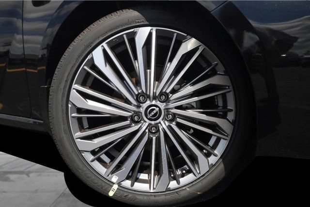 New 2026 Nissan Altima 2.5 SV w/ SV Premium Package FWD image 3