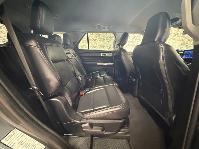 Used 2023 Ford Explorer Limited image 10