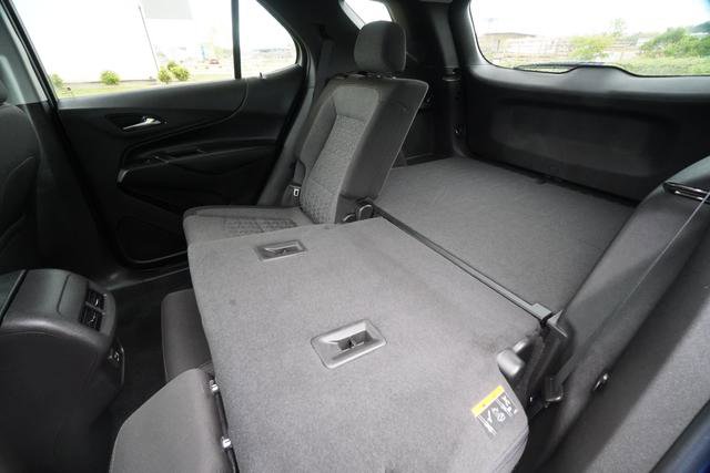 Used 2024 Chevrolet Equinox LT w/ LPO, Floor Liner Package image 30