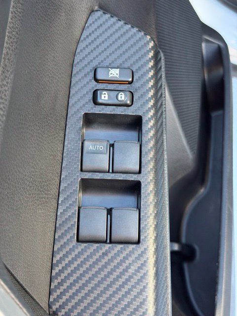 Used 2013 Toyota RAV4 XLE AWD/4WD image 18