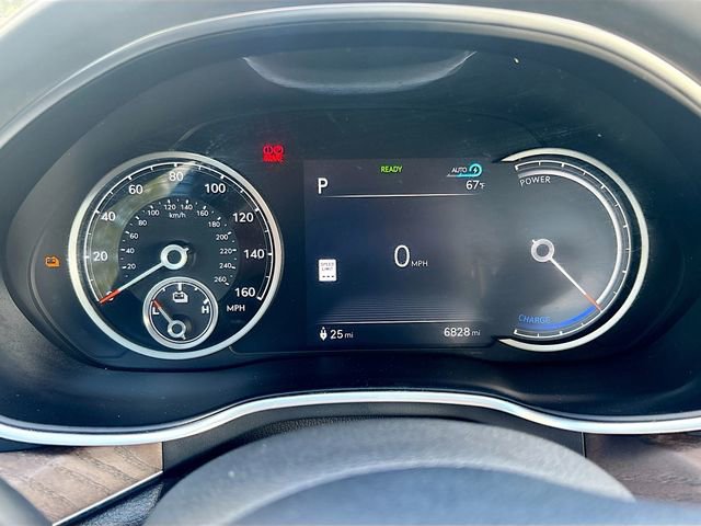 Used 2024 Genesis G80 image 41