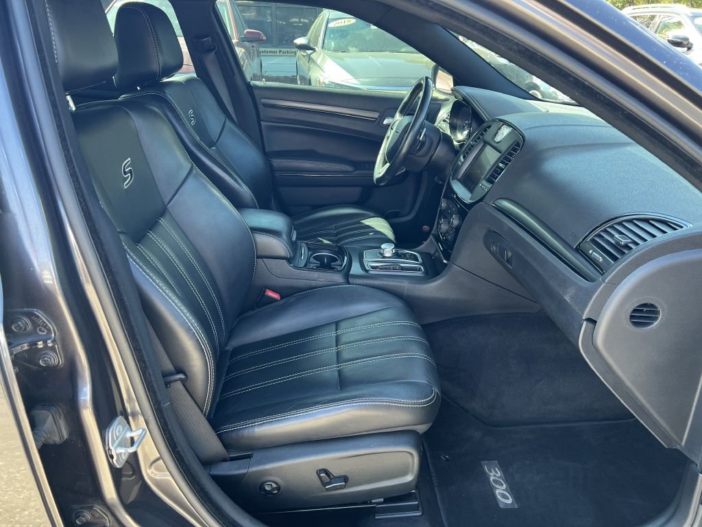 Used 2016 Chrysler 300 S AWD/4WD image 11