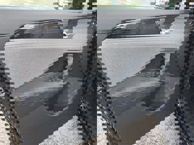 New 2025 Volkswagen Tiguan S image 13