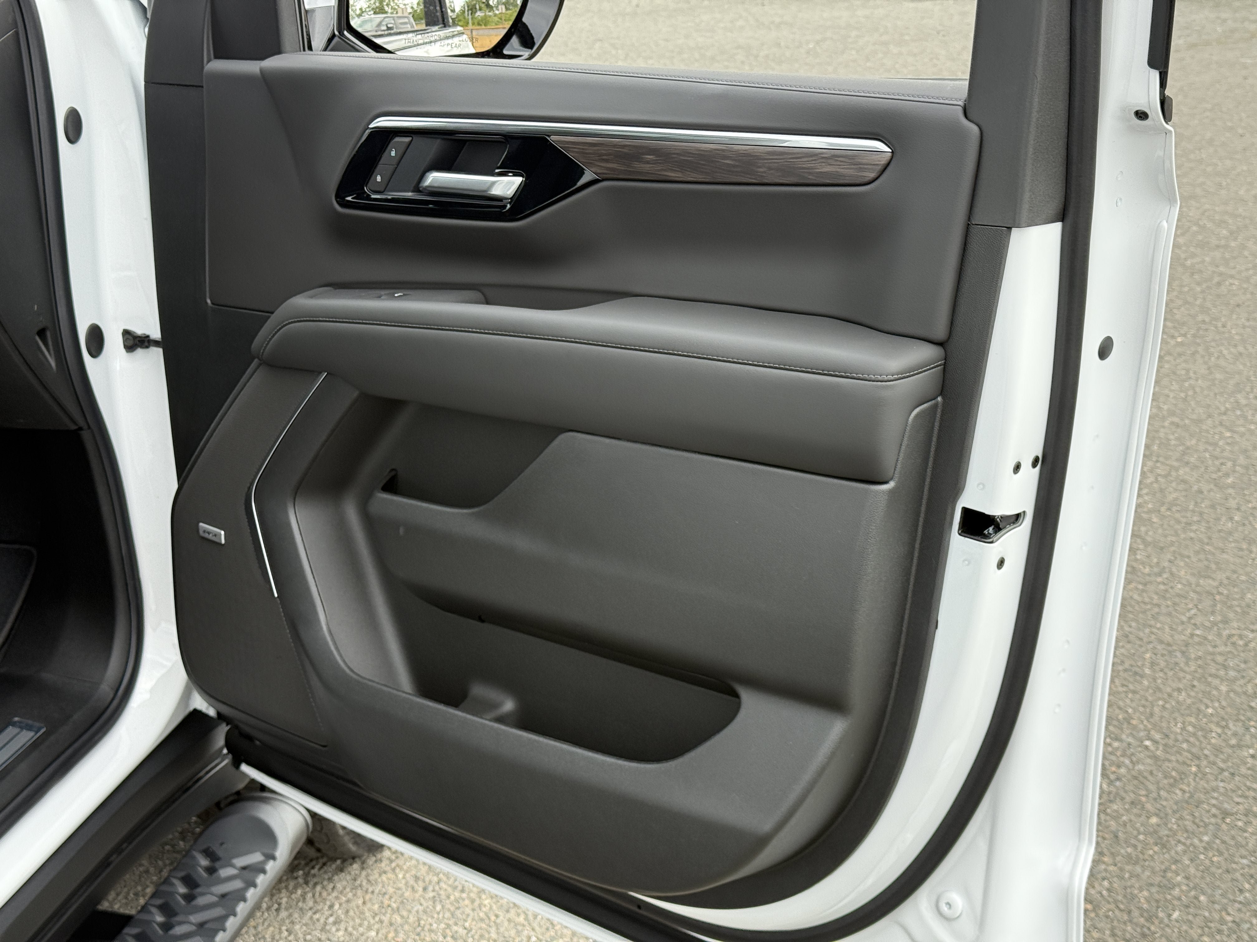 New 2026 Chevrolet Tahoe Z71 w/ Z71 Off-Road Package AWD/4WD image 20