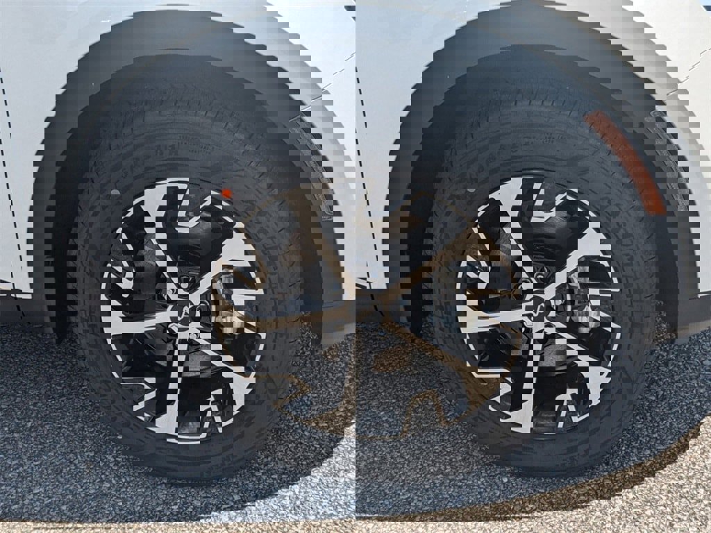 New 2024 Kia Sportage EX image 10