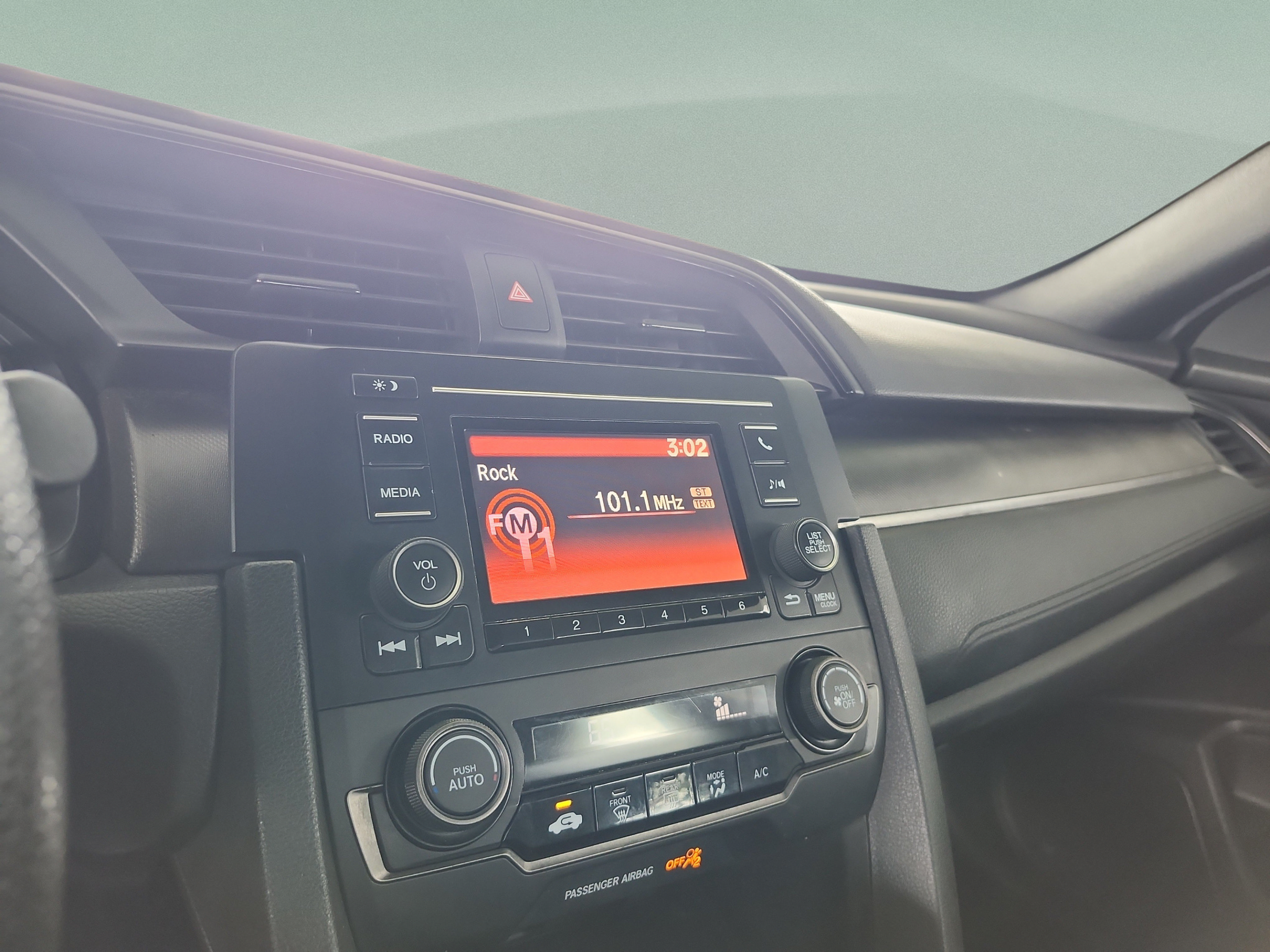Used 2020 Honda Civic LX image 13