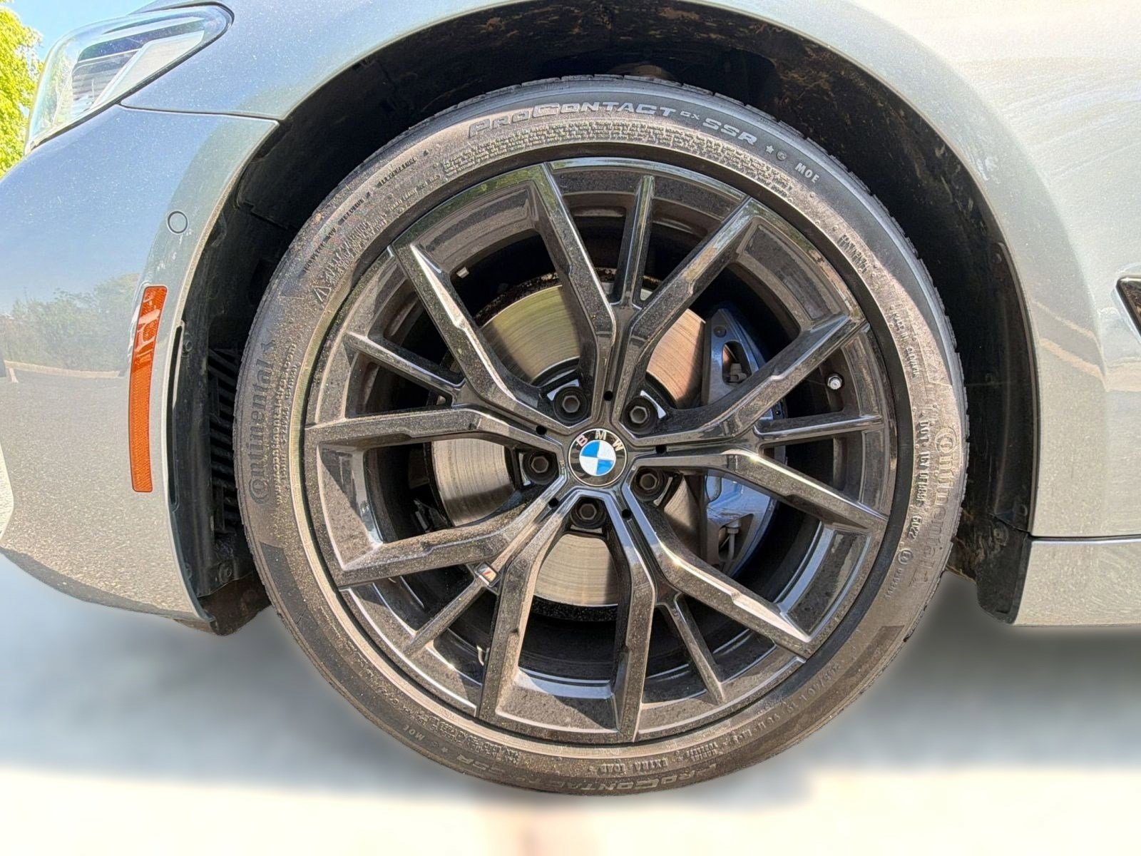 Used 2023 BMW 530i xDrive w/ M Sport Package AWD/4WD image 12