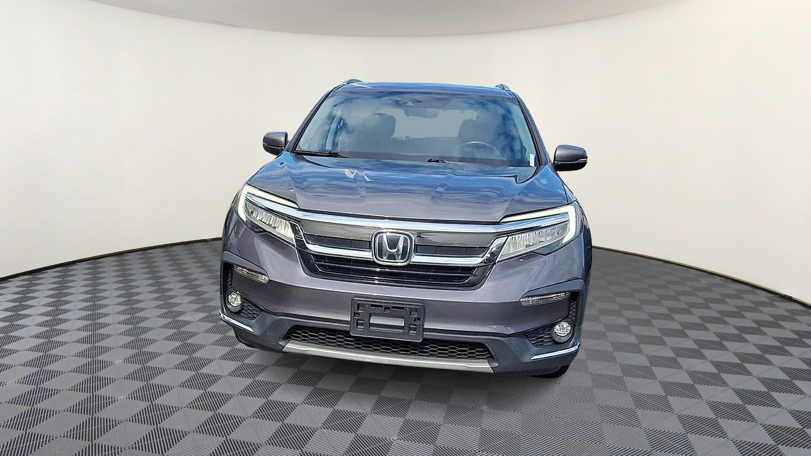 Used 2020 Honda Pilot Touring image 3