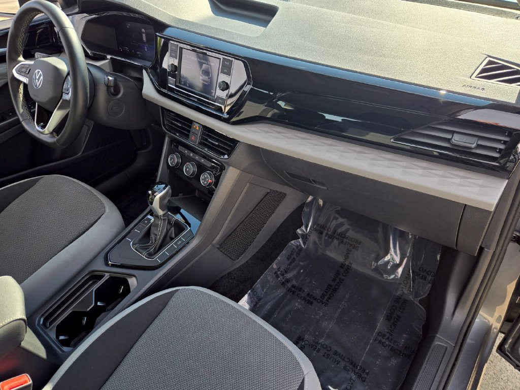 Certified 2024 Volkswagen Taos S FWD image 17