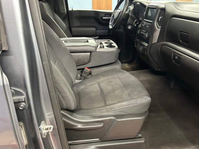 Used 2019 Chevrolet Silverado 1500 Custom w/ Custom Value Package image 10