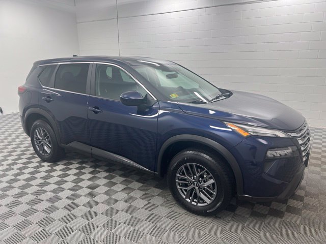 Used 2026 Nissan Rogue SV AWD/4WD image 4