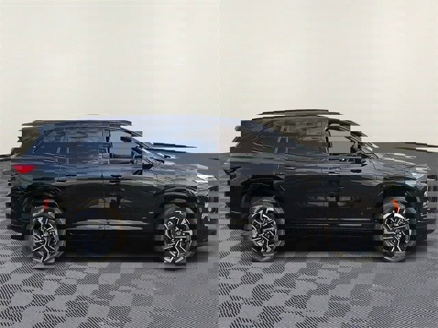 New 2026 Buick Enclave Sport Touring w/ LPO, Floor Liner Package image 5