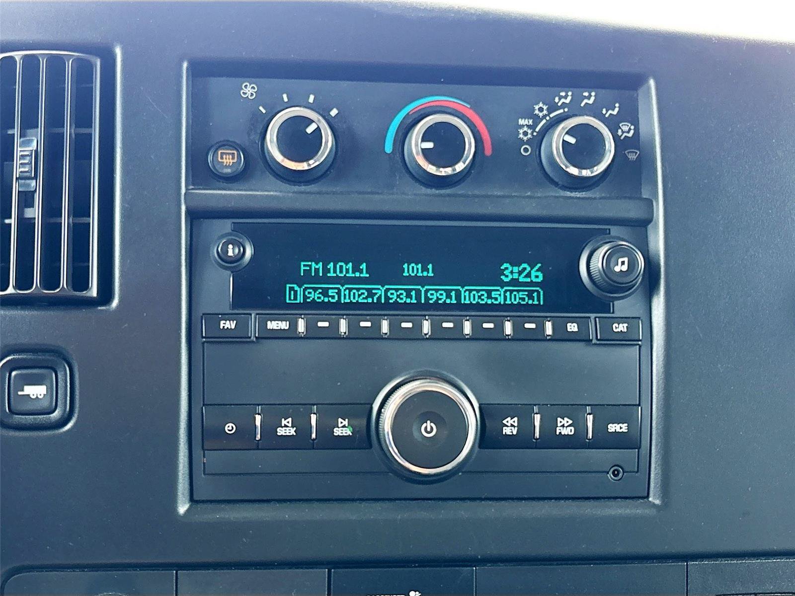 Used 2019 Chevrolet Express 3500 LT w/ LT Preferred Equipment Group RWD image 14