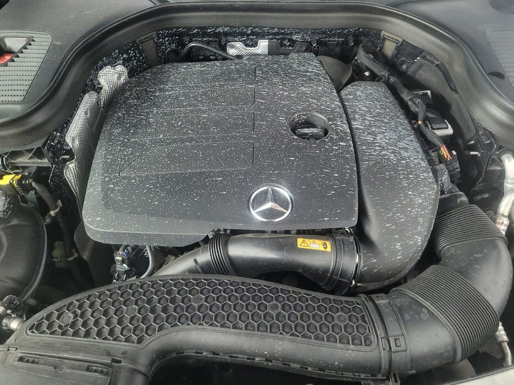 Used 2020 Mercedes-Benz GLC 300 4MATIC w/ Multimedia Package image 30