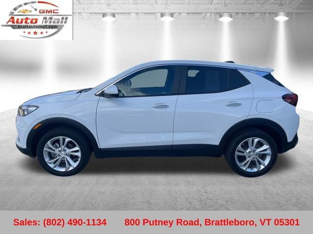 Used 2023 Buick Encore GX Preferred w/ Cold Weather Comfort Package image 2