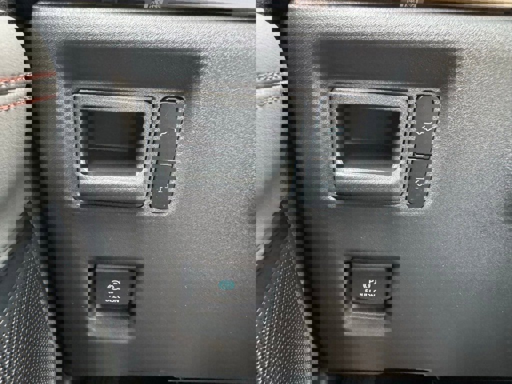 New 2025 Ford Expedition Active image 39