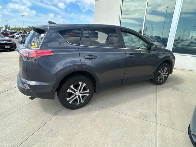 Used 2018 Toyota RAV4 LE w/ All Weather Liner Package AWD/4WD image 3