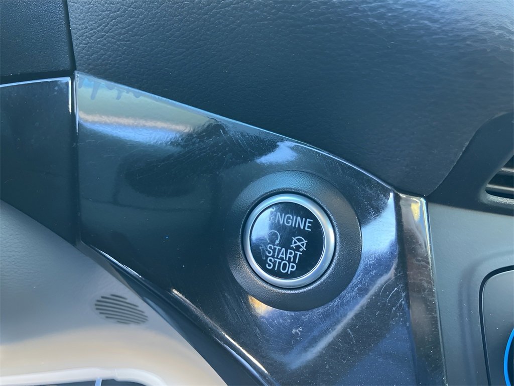 Used 2018 Ford Escape Titanium w/ Ford Safe & Smart Package image 22