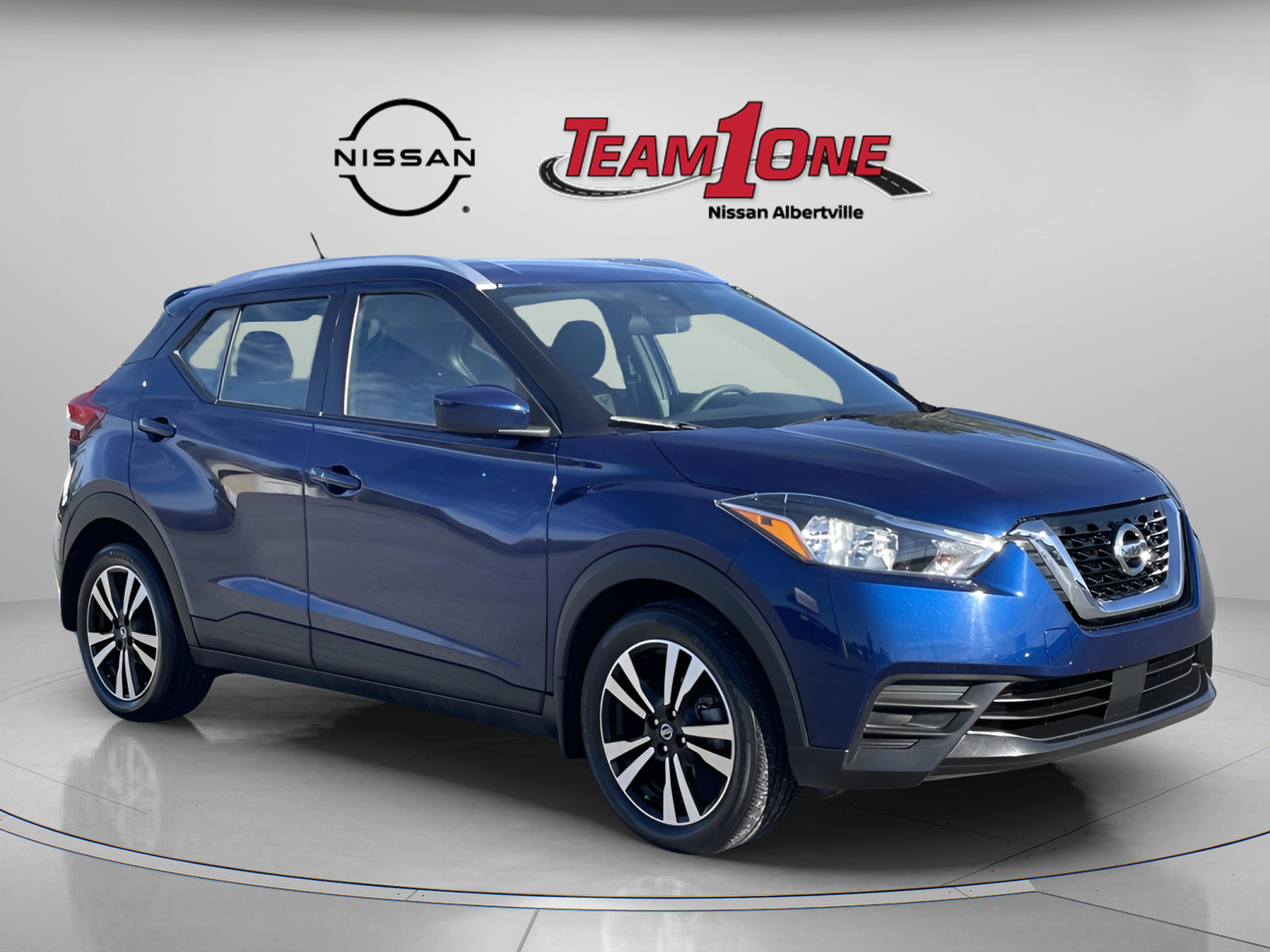 Used 2020 Nissan Kicks SV image 1