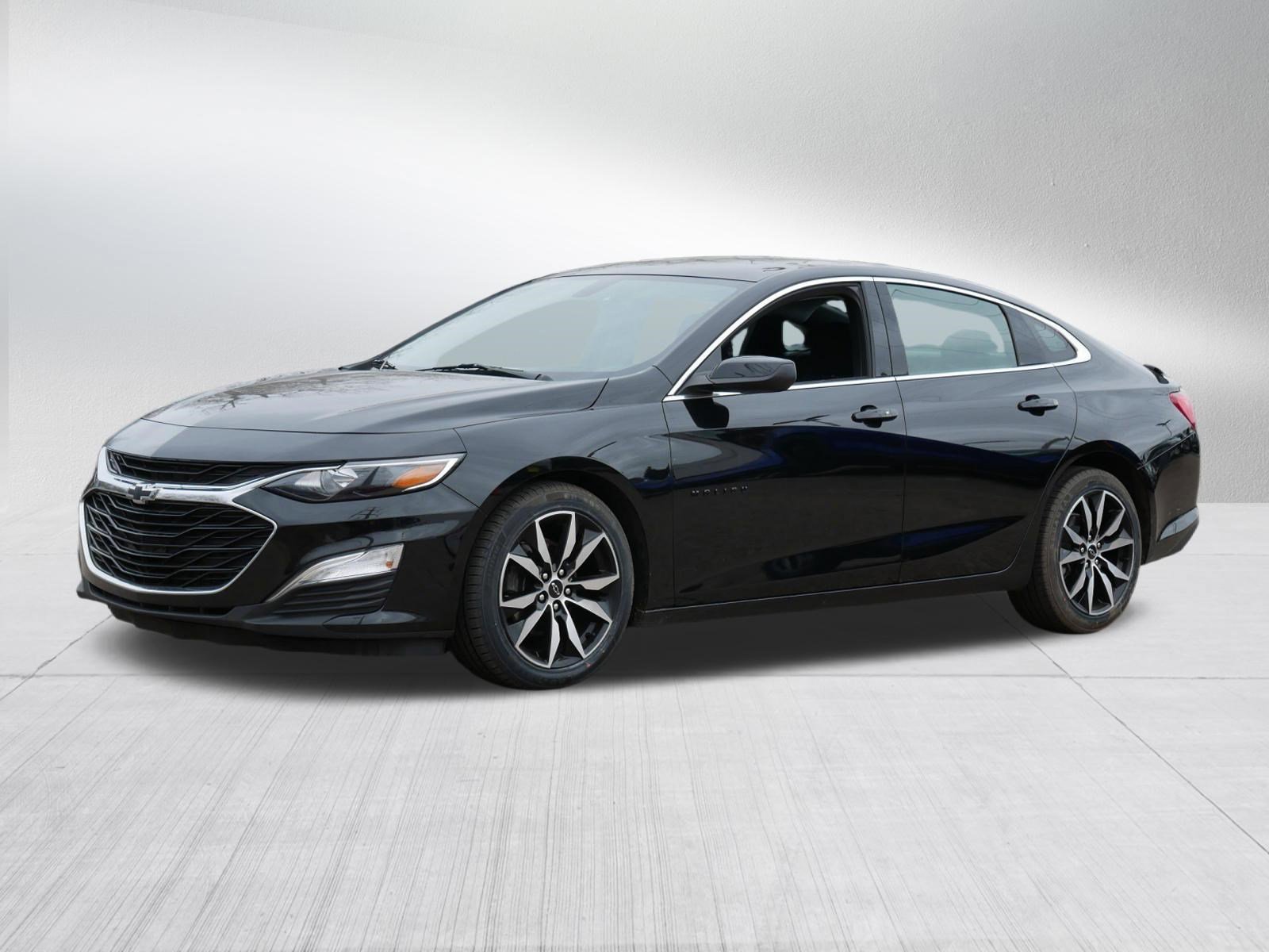 Used 2022 Chevrolet Malibu RS image 3