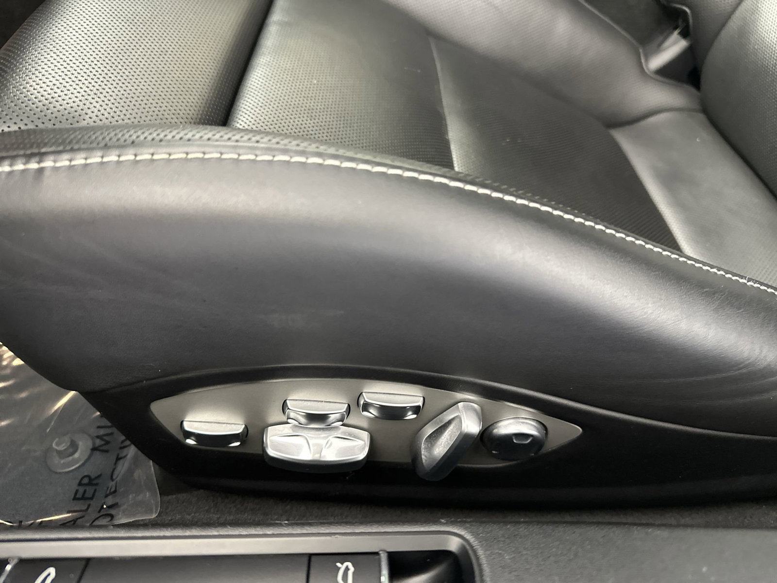 Used 2018 Porsche 911 Turbo image 12