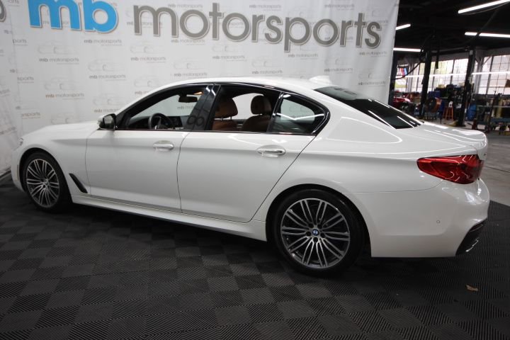 Used 2018 BMW 540i xDrive image 3