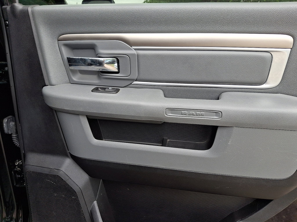 Used 2015 RAM 1500 Big Horn AWD/4WD image 12