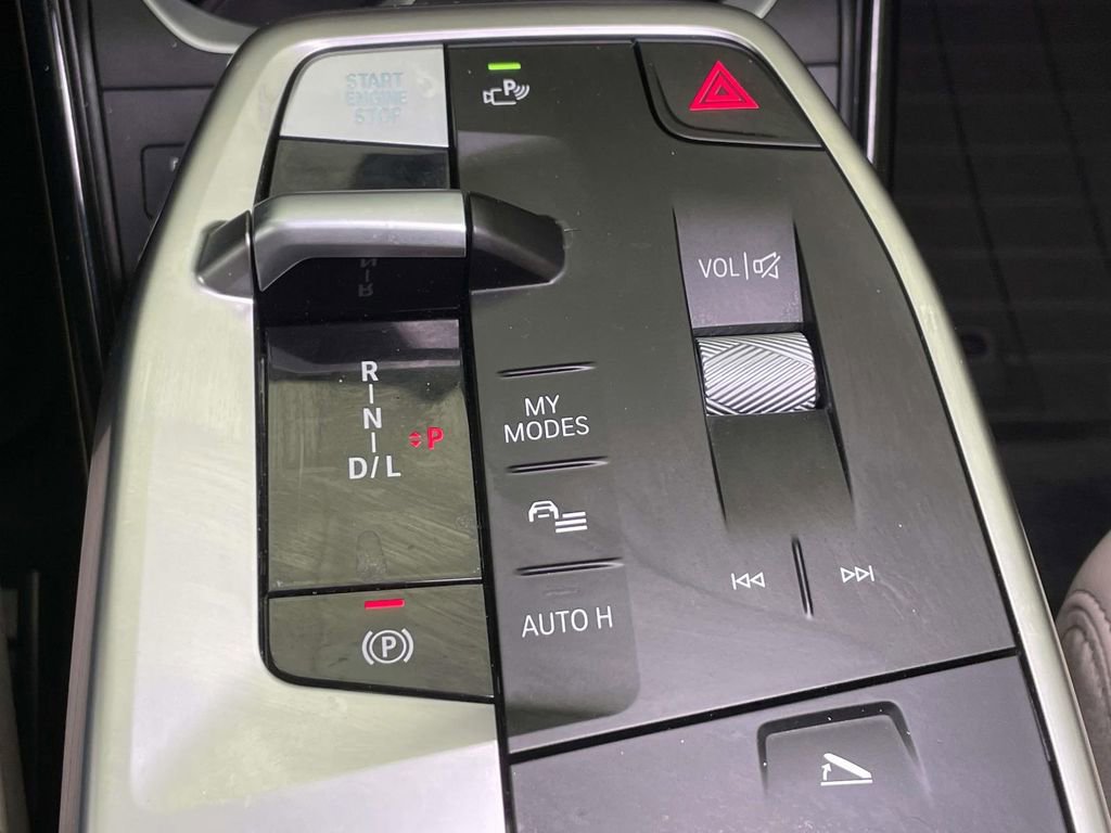 Used 2025 BMW X1 xDrive28i w/ Technology Package image 31