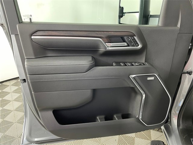 New 2026 GMC Sierra 3500 SLT w/ SLT Premium Package image 12