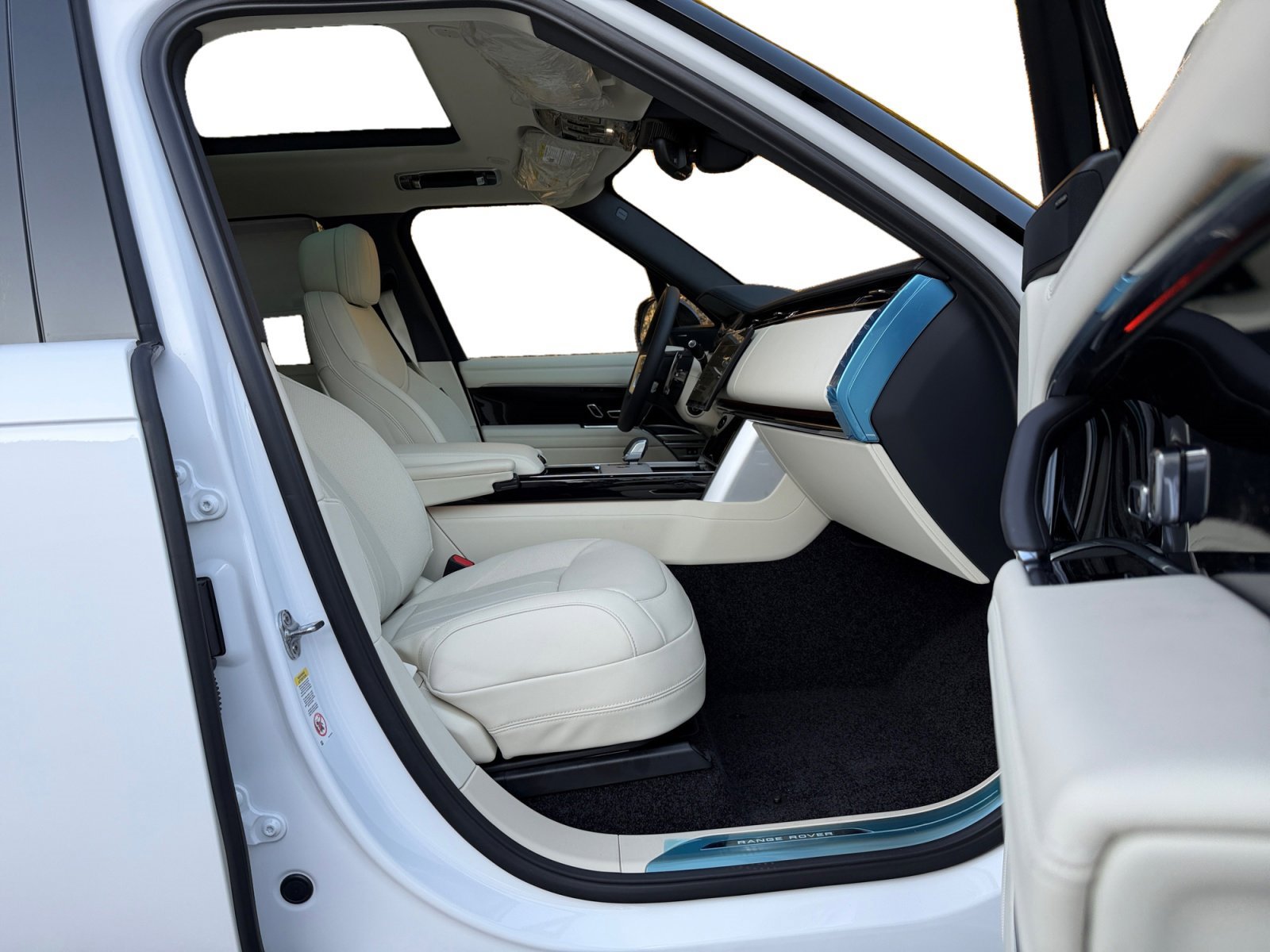 New 2026 Land Rover Range Rover SE AWD/4WD image 22