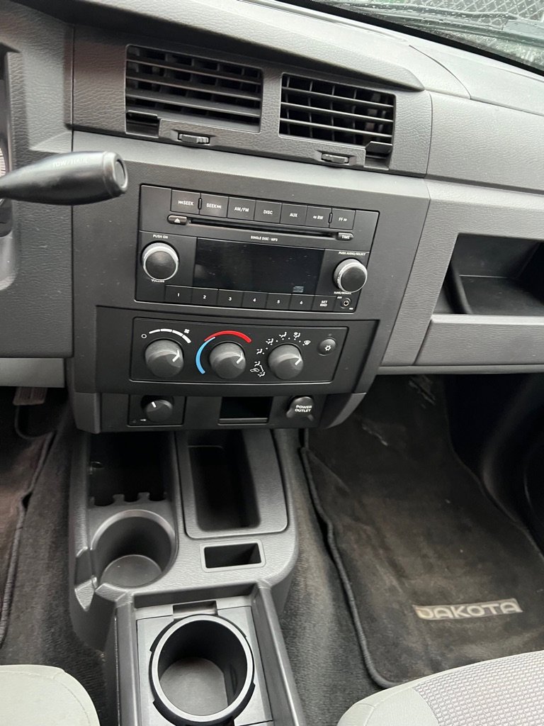 Used 2011 Dodge Dakota Big Horn image 30